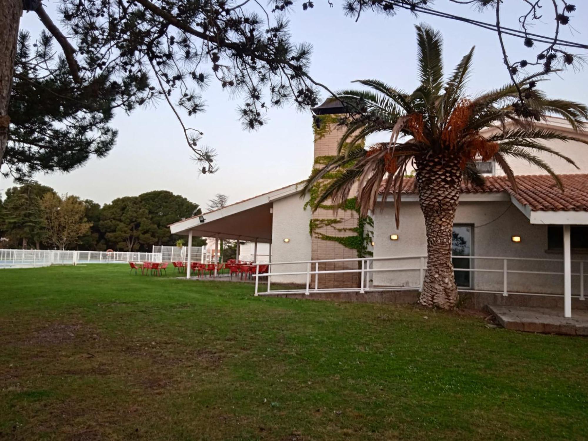 Albergue Zaragoza Camping Ngoại thất bức ảnh